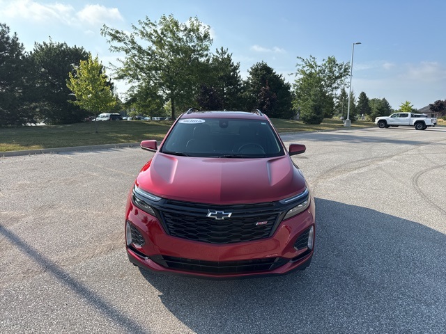 2024 Chevrolet Equinox RS photo 2