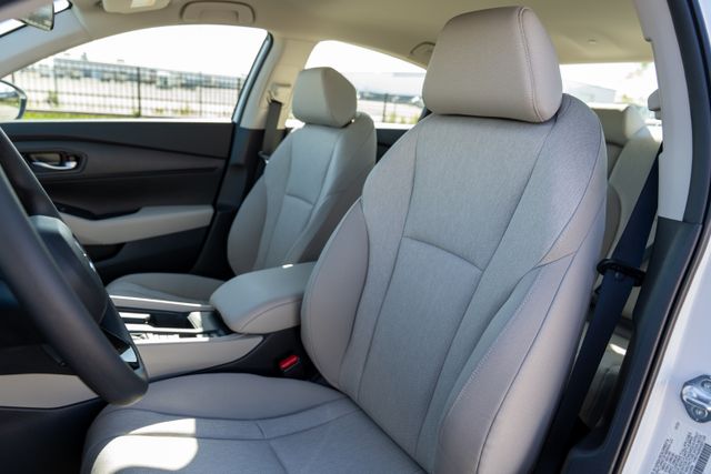 2025 Honda Accord LX photo 15