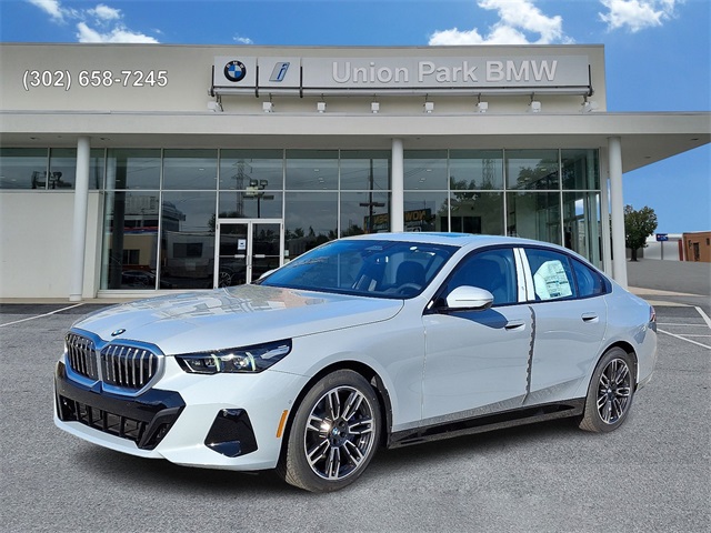 2026 BMW 5 Series 530i's photo