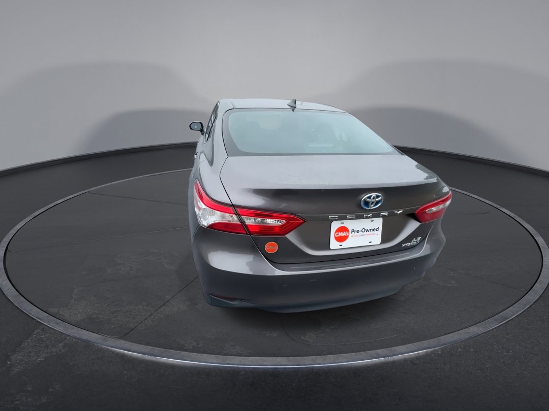 2020 Toyota Camry Hybrid LE photo 7
