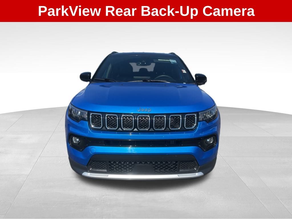 2023 Jeep Compass Limited photo 8