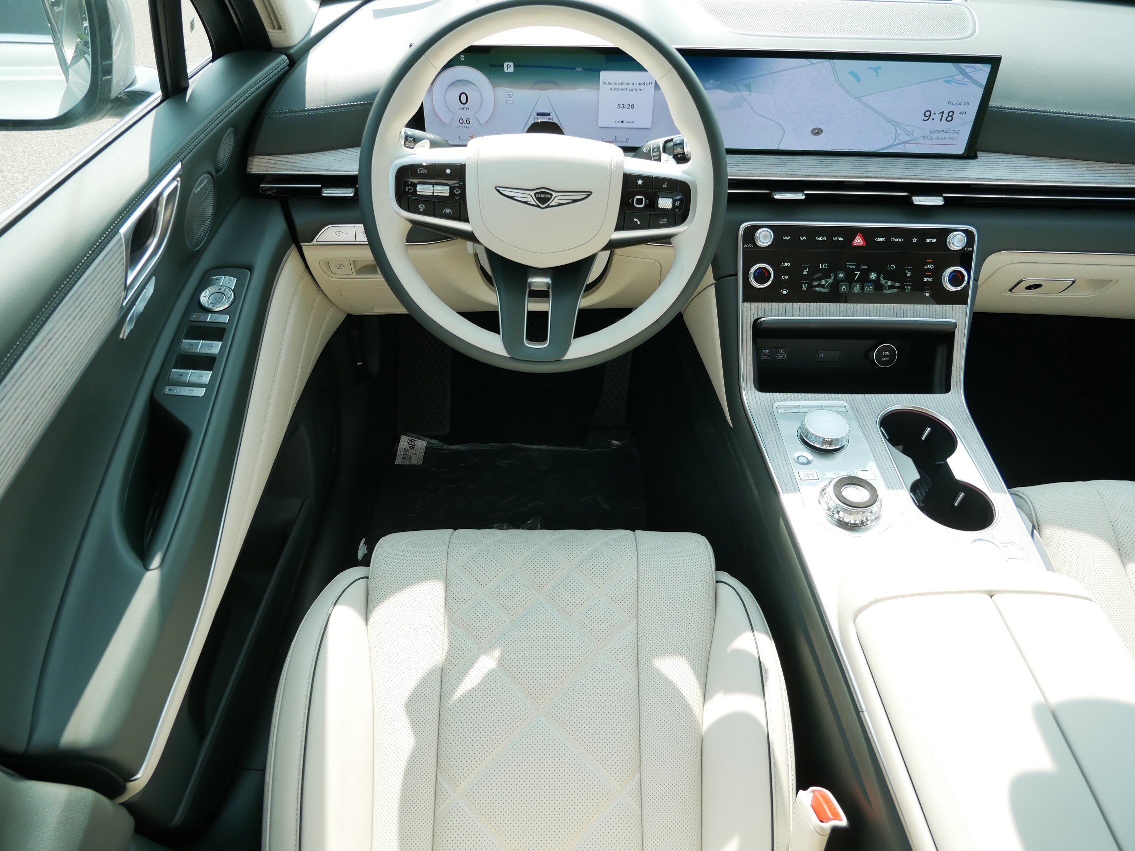 2025 Genesis GV80 Prestige AWD photo 7