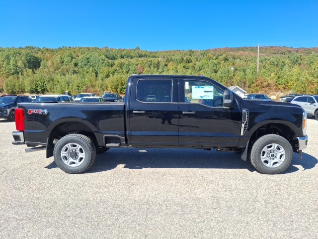 2026 Ford F-250 photo 2