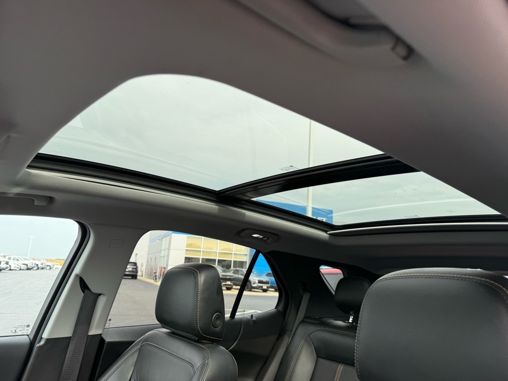 2023 Chevrolet Equinox Premier photo 23