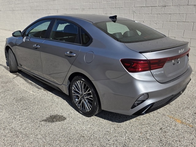 2024 Kia Forte GT-Line photo 3