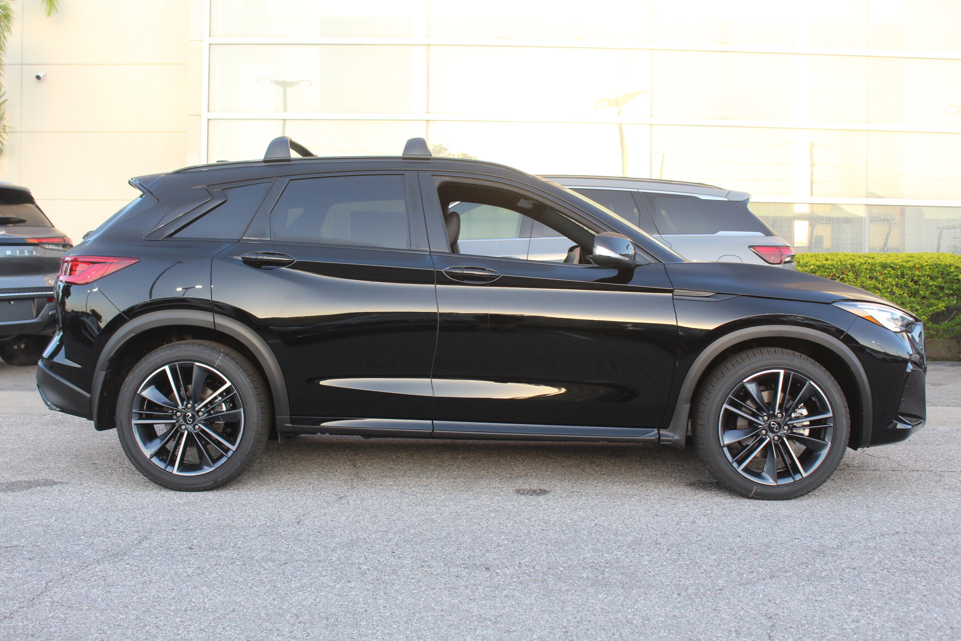 2025 Infiniti QX50 SPORT photo 6
