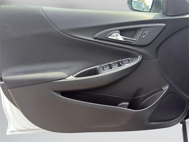 2025 Chevrolet Malibu 1LT photo 22