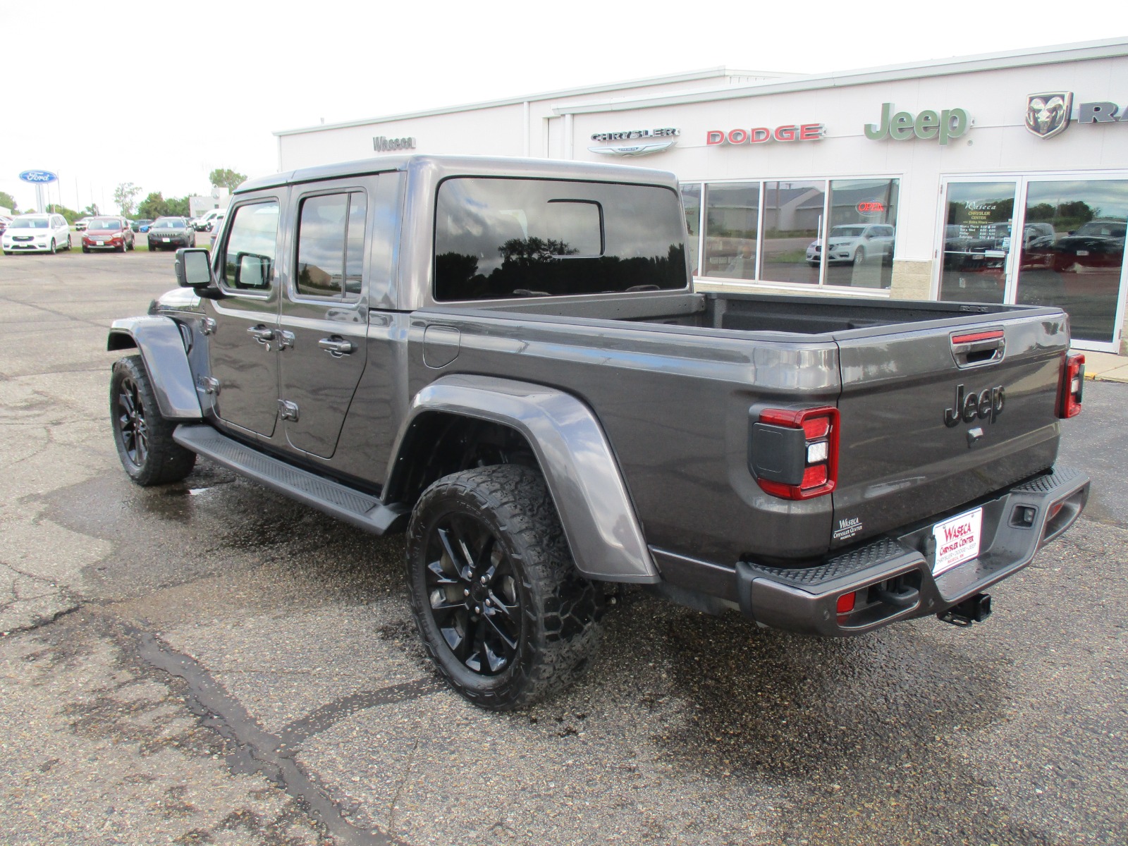 2021 Jeep Gladiator Overland photo 3