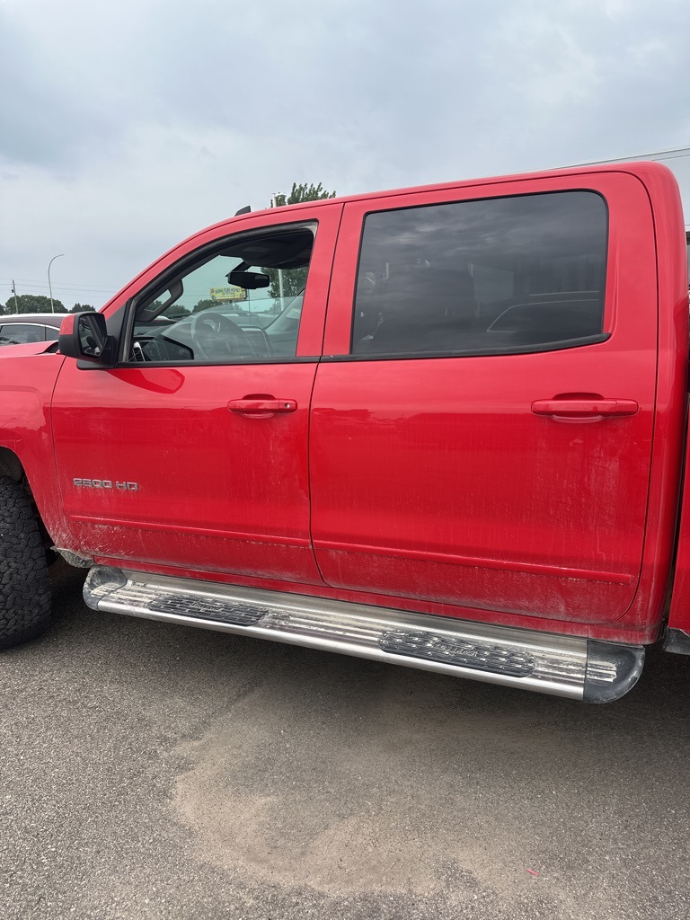 2017 Chevrolet Silverado 2500HD LT photo 4