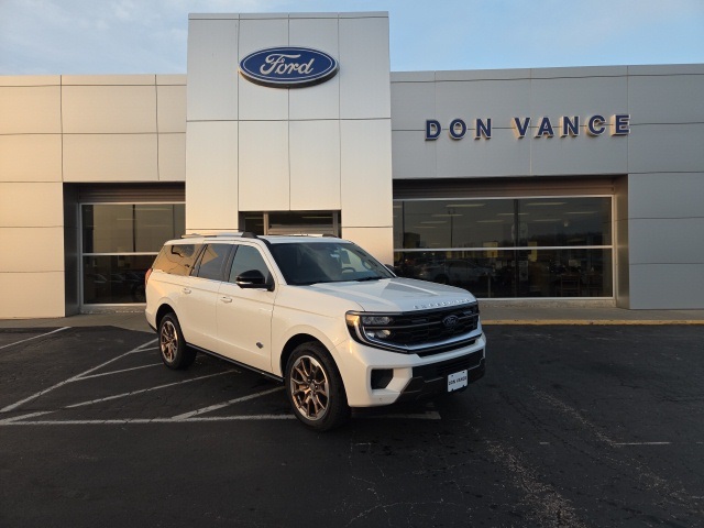 2025 Ford Expedition King Ranch's photo
