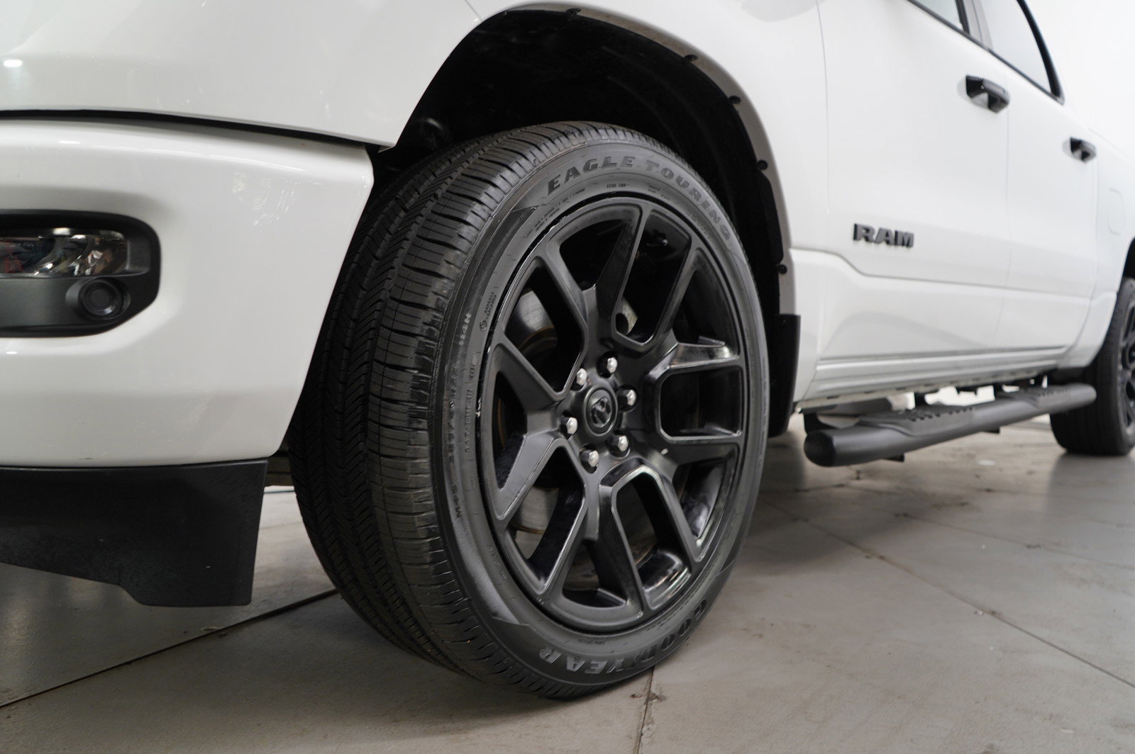 2024 Ram 1500 Laramie photo 24