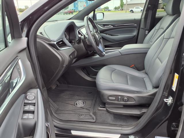2024 Buick Enclave Essence photo 17