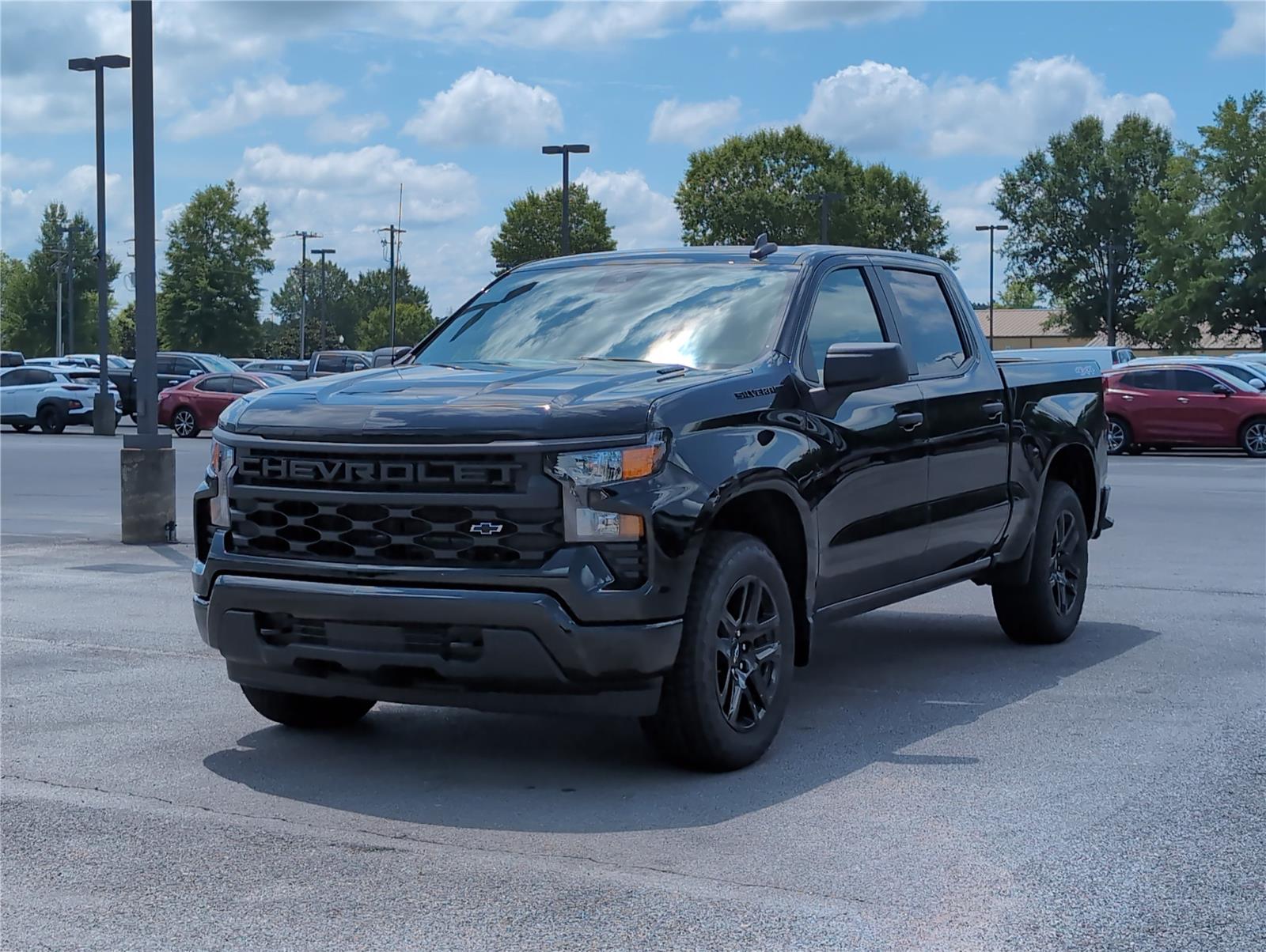 2025 Chevrolet Silverado 1500 Custom photo 7
