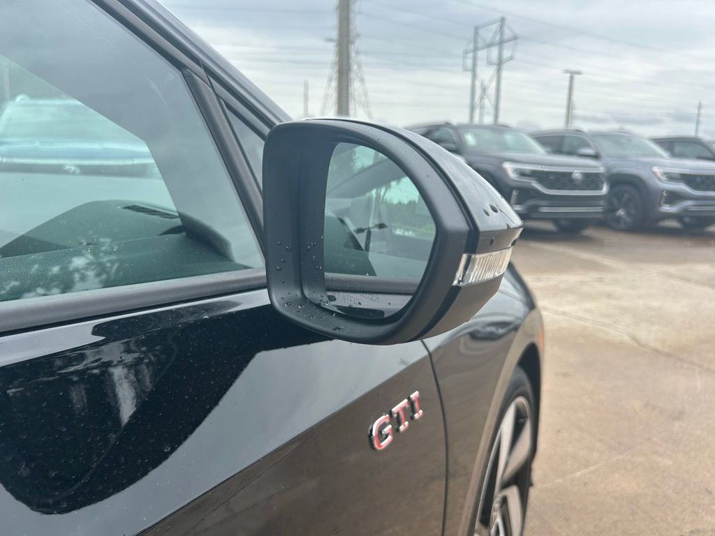 2025 Volkswagen Golf GTI S photo 21