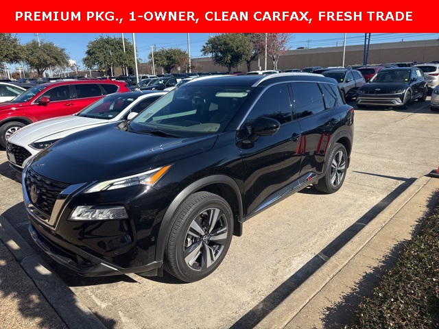 2023 Nissan Rogue SL's photo