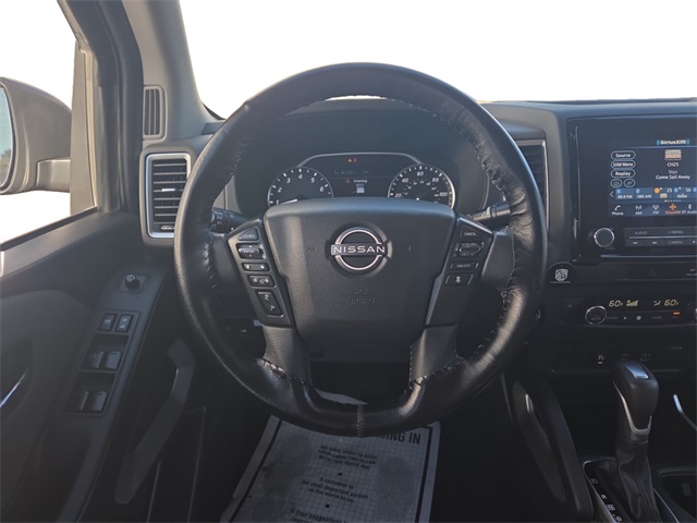 2022 Nissan Frontier SV photo 12