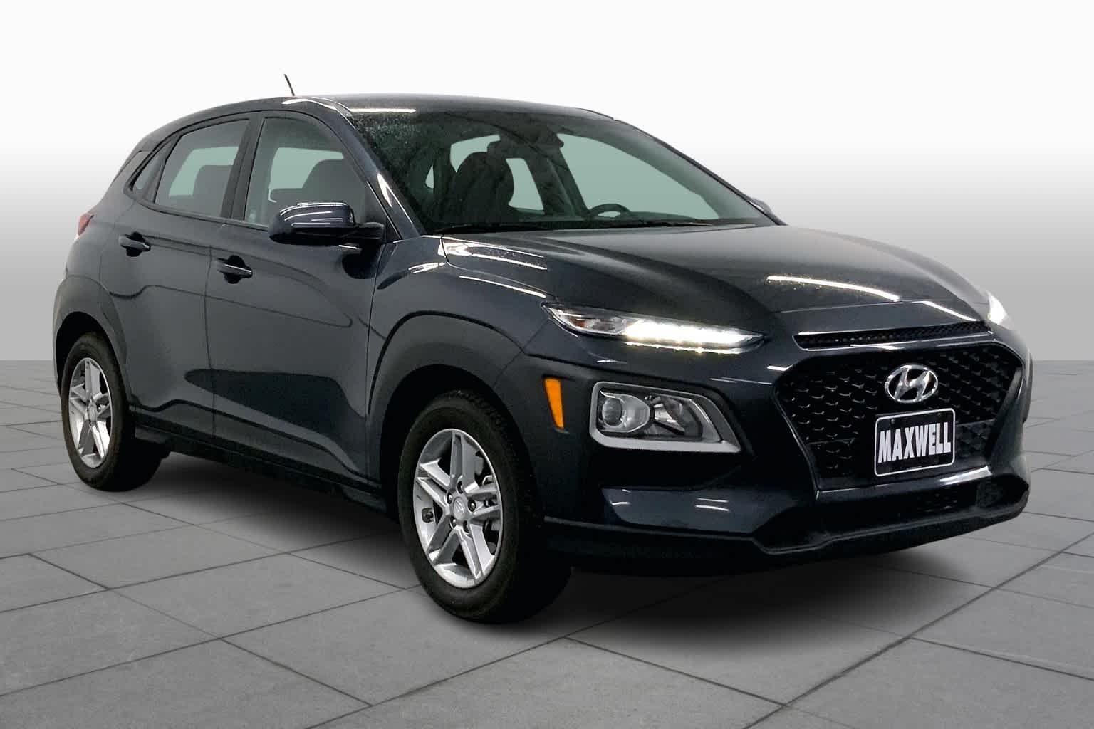 2020 Hyundai Kona SE photo 2
