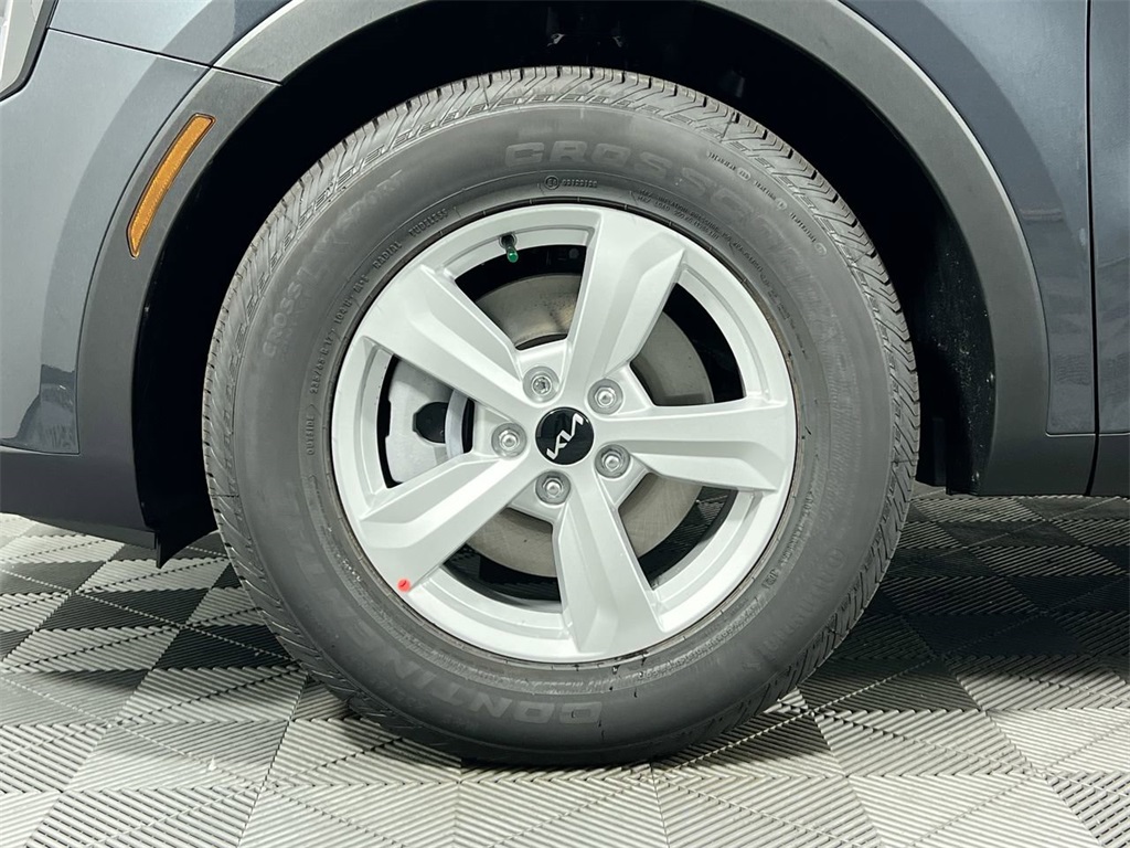 2026 Kia Sorento LX photo 11