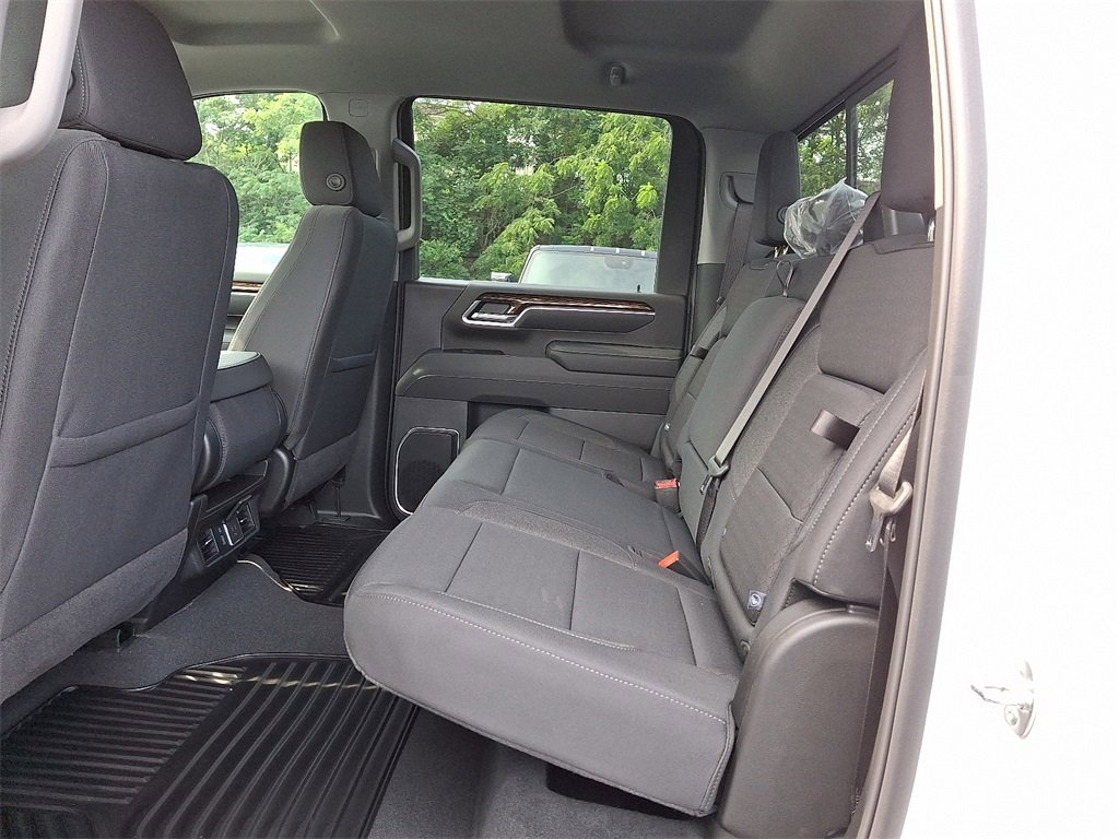 2025 Gmc Sierra 3500 SLE photo 5
