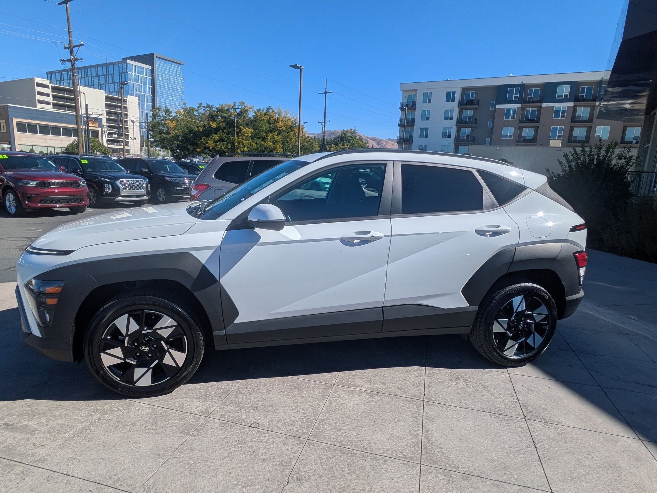 2024 Hyundai Kona SEL photo 5