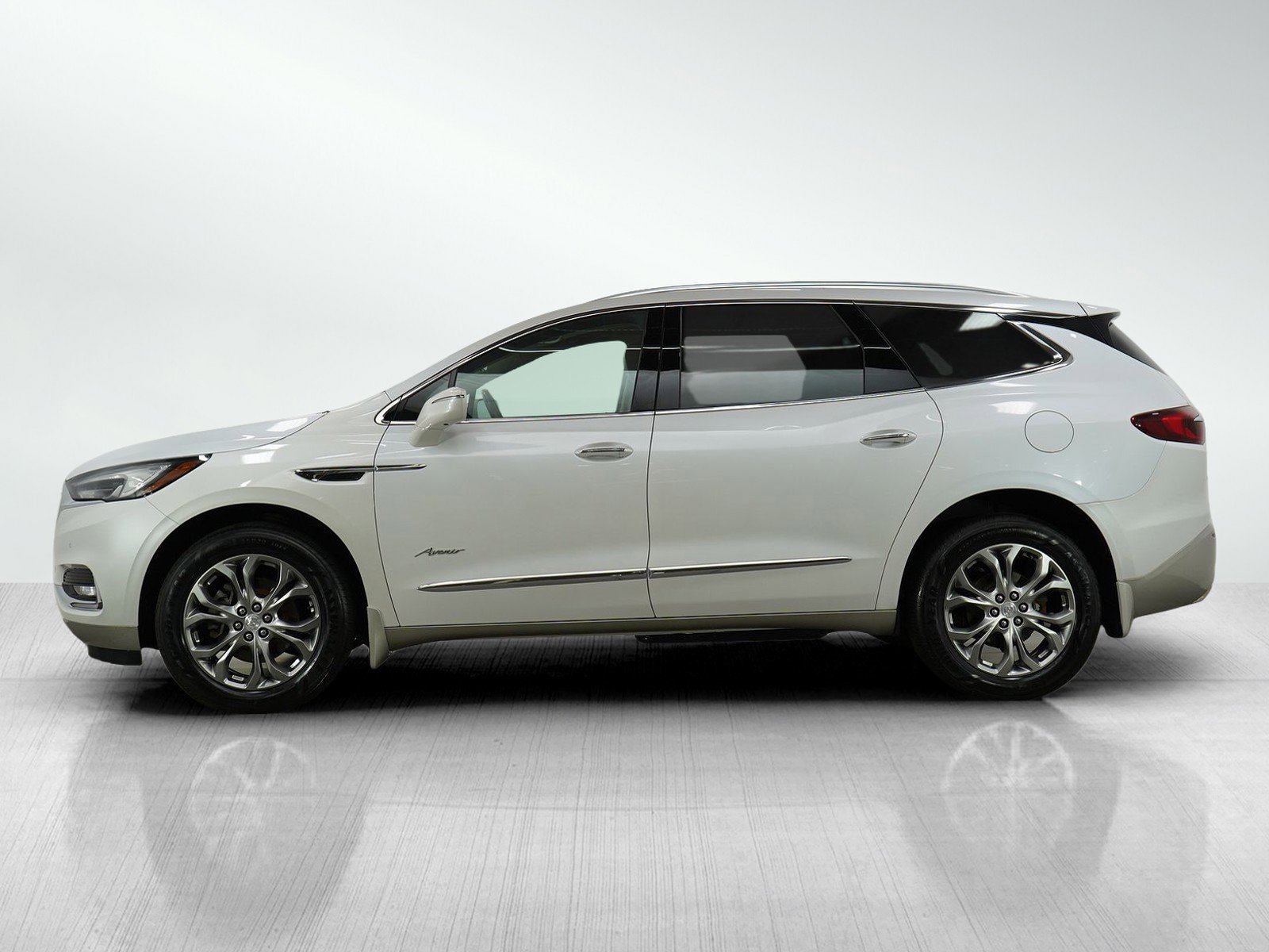 Used 2018 Buick Enclave Avenir with VIN 5GAEVCKW2JJ266708 for sale in White Bear Lake, Minnesota