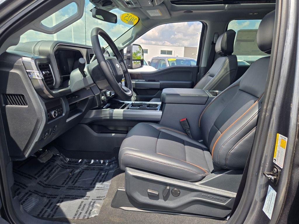 2025 Ford F-250 Lariat photo 20