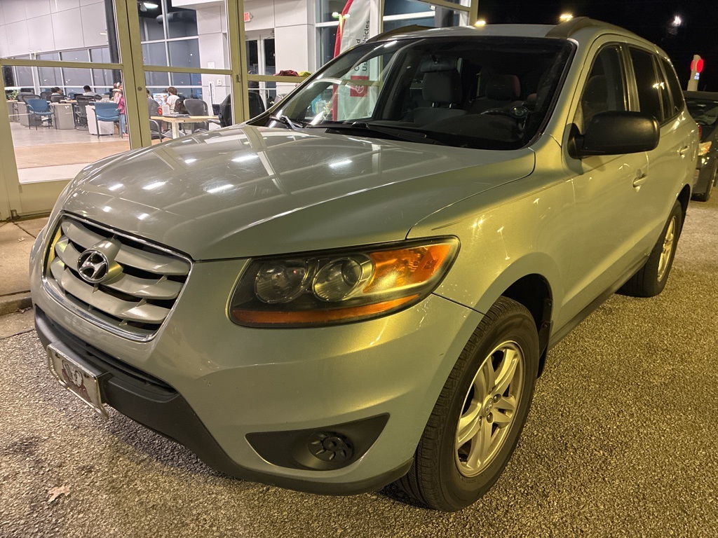 2010 Hyundai Santa Fe GLS's photo
