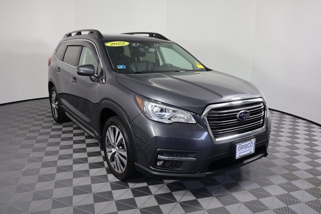 2022 Subaru Ascent Limited's photo