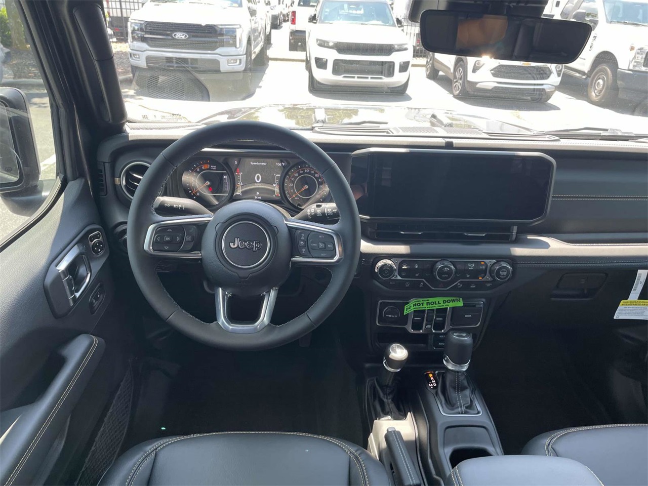 2025 Jeep Wrangler Sahara photo 10