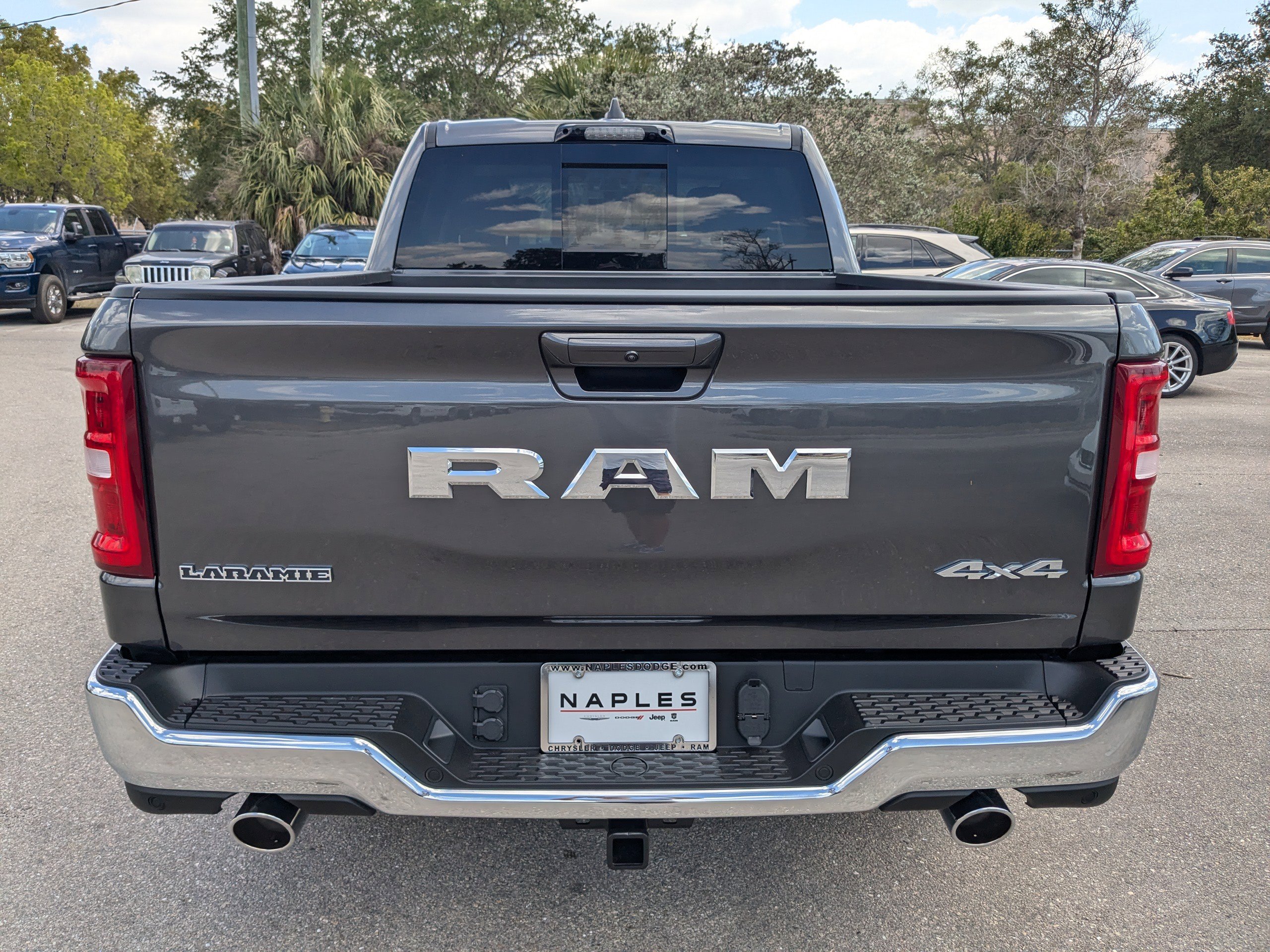 2025 Ram 1500 Laramie photo 5