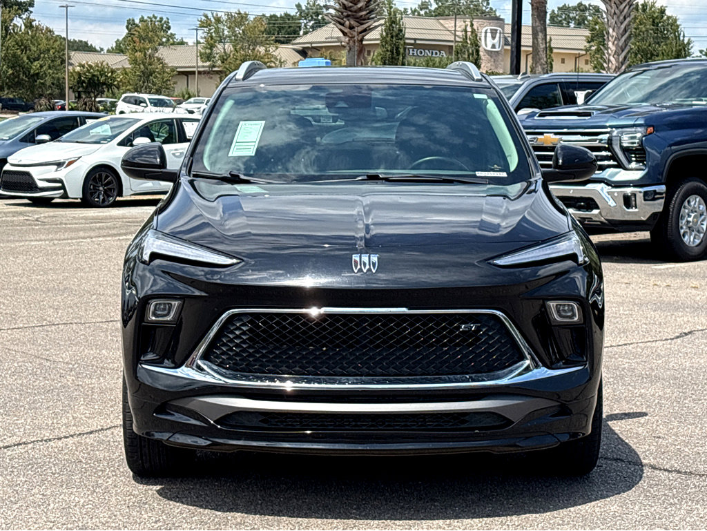 2024 Buick Encore GX Sport Touring photo 2