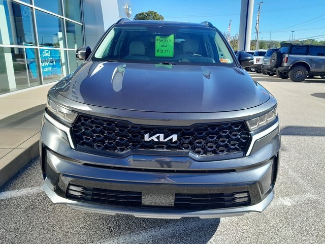 2023 Kia Sorento SX photo 2