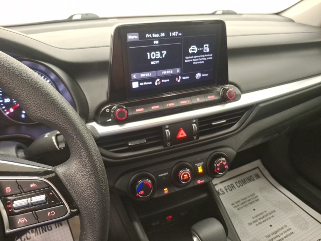 2022 Kia Forte LXS photo 17