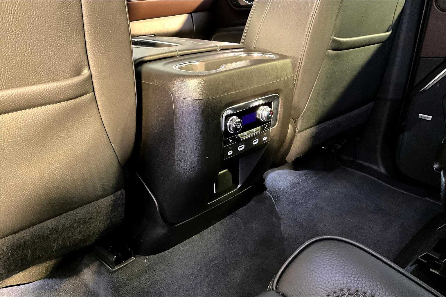 2022 Gmc Yukon XL Denali photo 30
