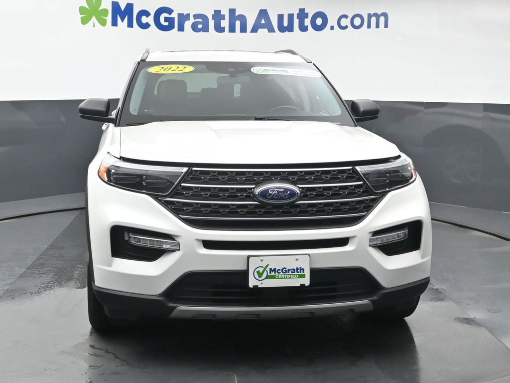 2022 Ford Explorer XLT photo 2