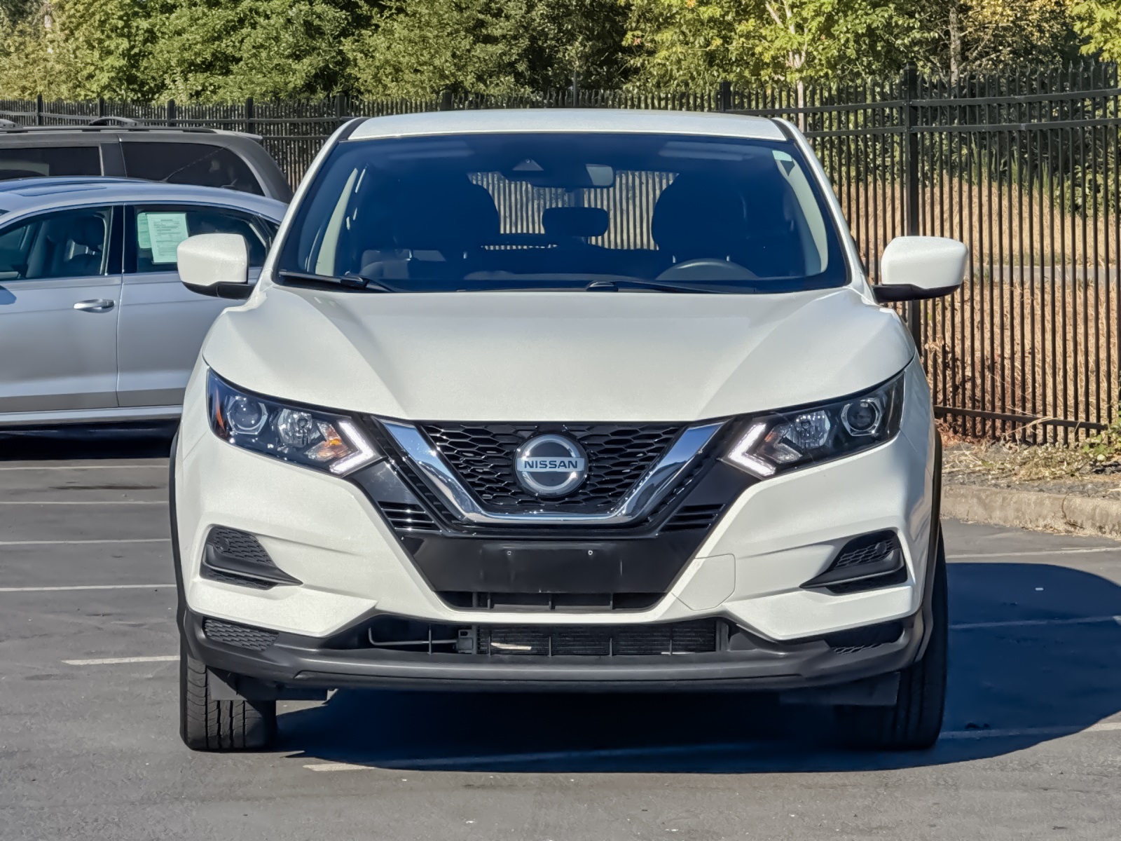2022 Nissan Rogue Sport S photo 8