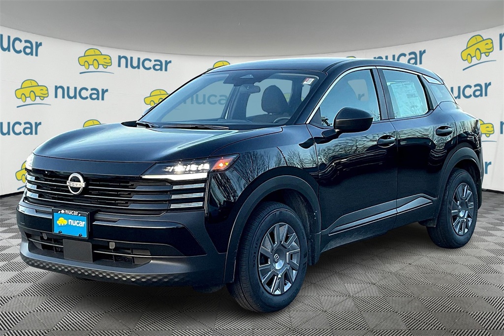 2025 Nissan Kicks S photo 3