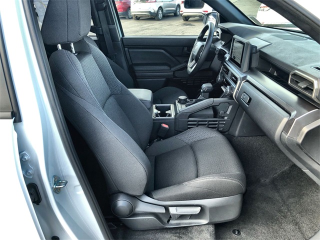 2025 Toyota 4Runner SR5 photo 15
