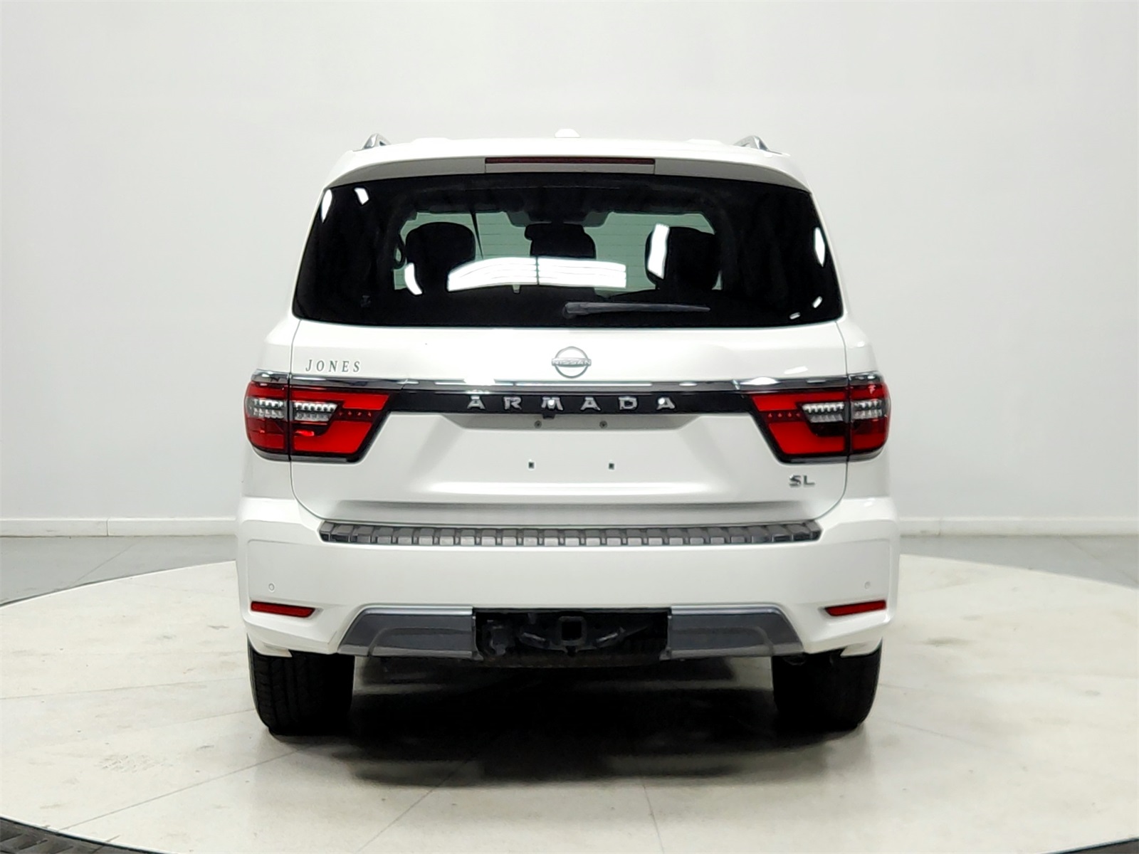 2023 Nissan Armada SL photo 2