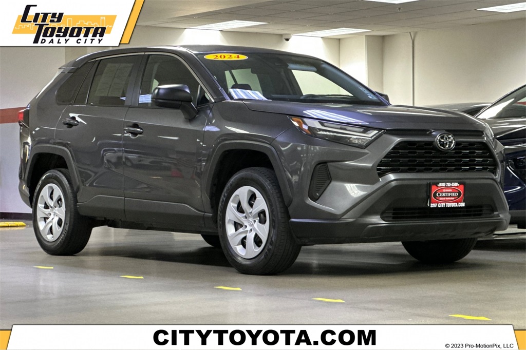 2024 Toyota RAV4 LE