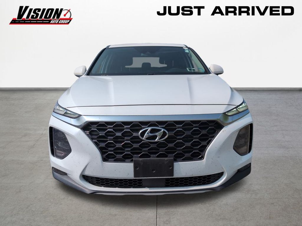 2020 Hyundai Santa Fe SEL photo 2
