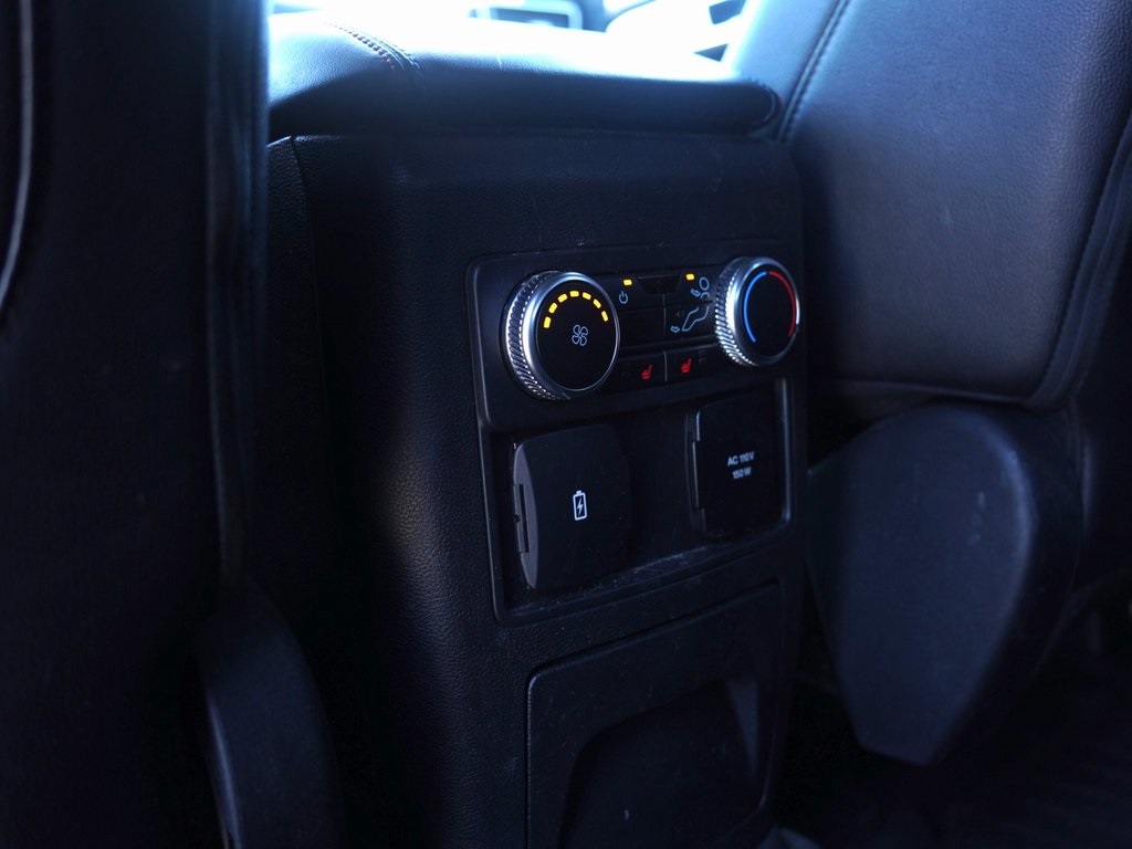 2024 Ford Explorer ST photo 21