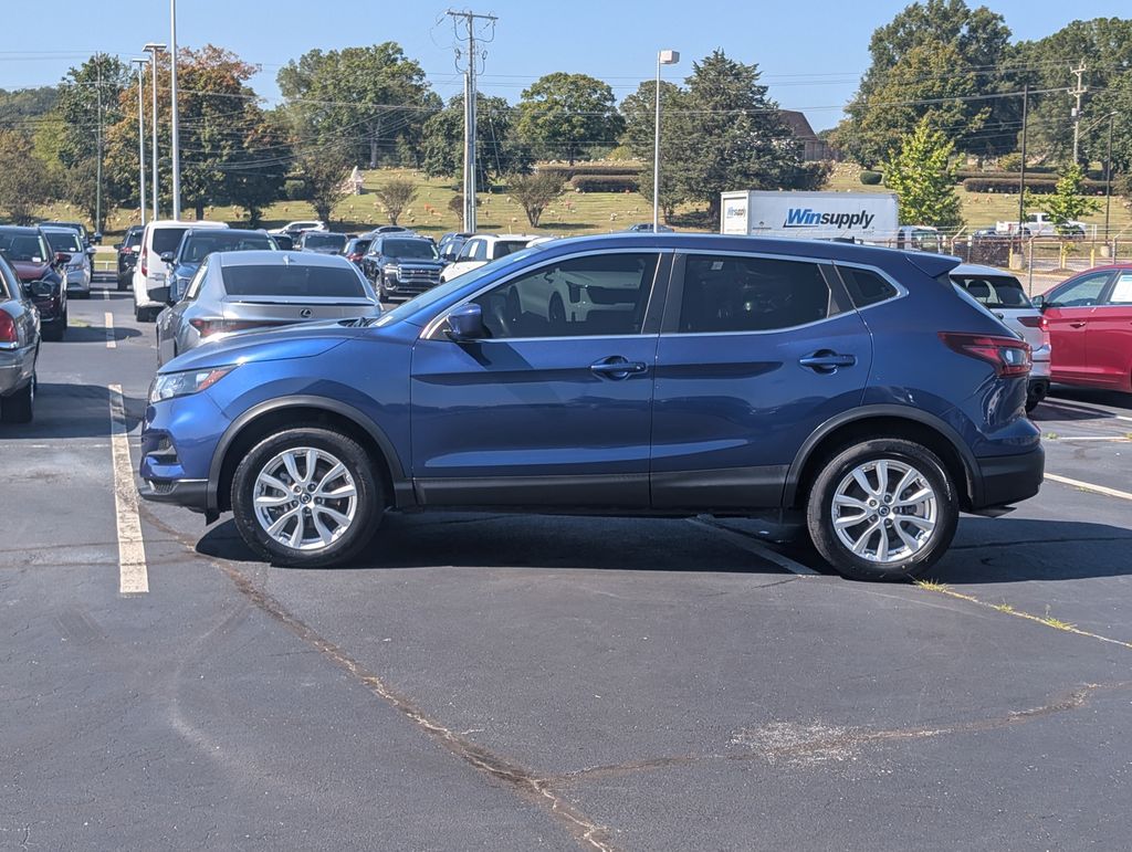 2021 Nissan Rogue Sport S photo 3