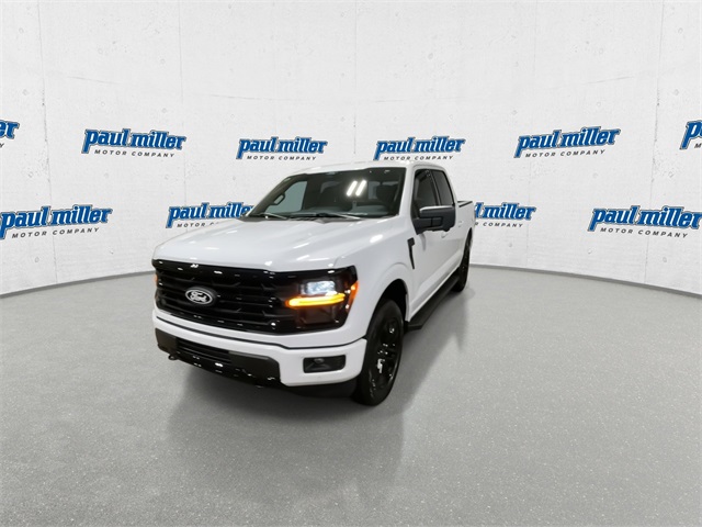 2025 Ford F-150 XLT photo 4