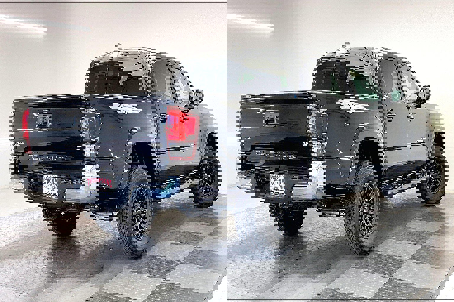 2022 Toyota Tacoma SR5 photo 12