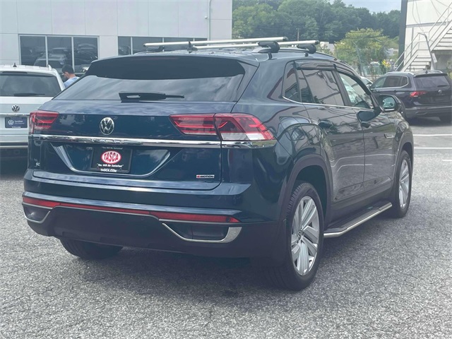 2021 Volkswagen Atlas Cross Sport SE Technology photo 2