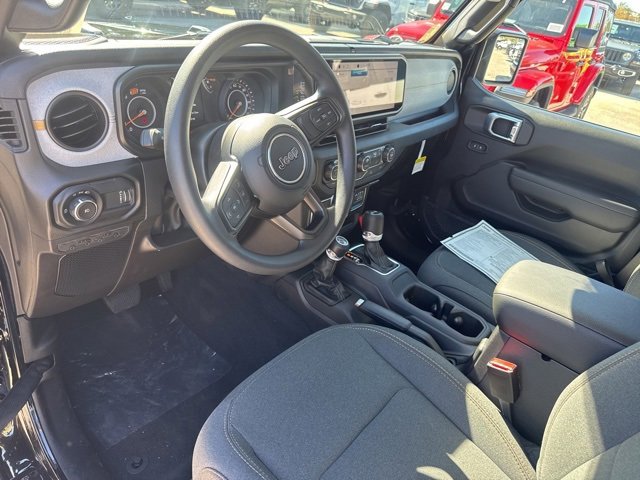 2026 Jeep Wrangler Sport photo 4