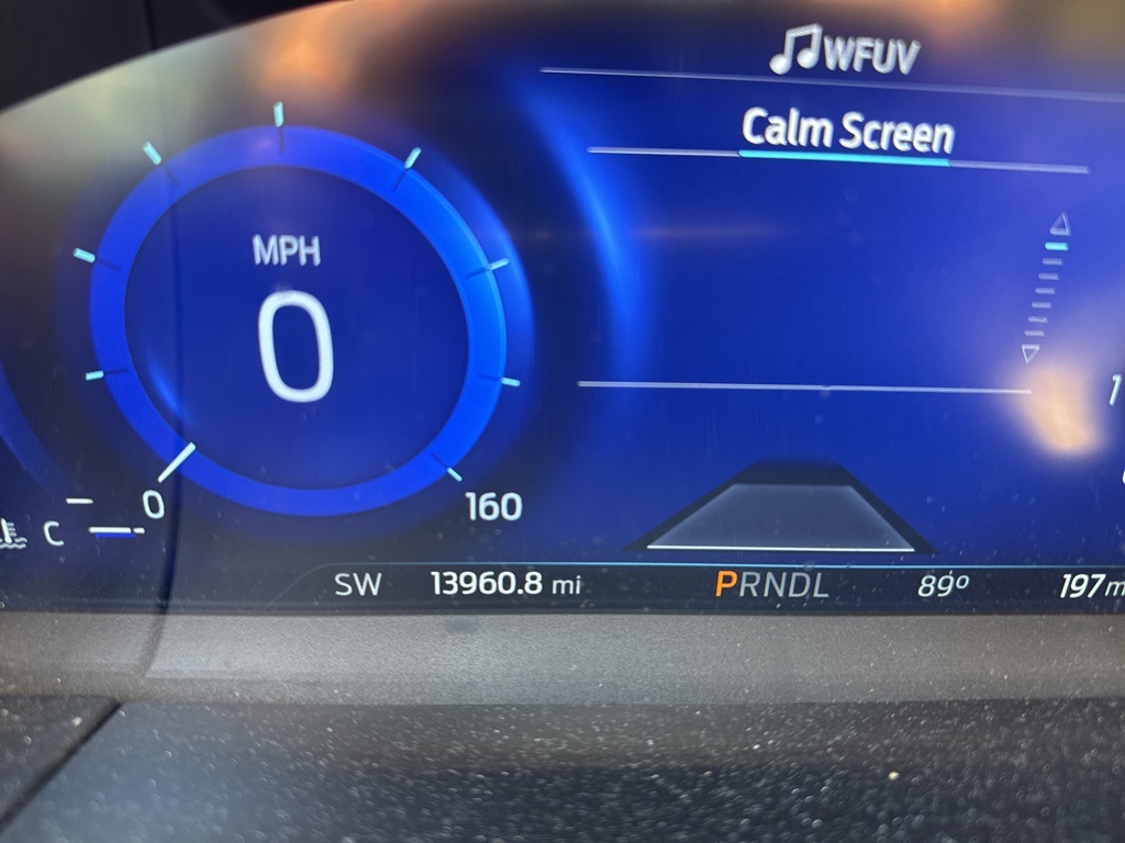 2022 Ford Escape SEL photo 4