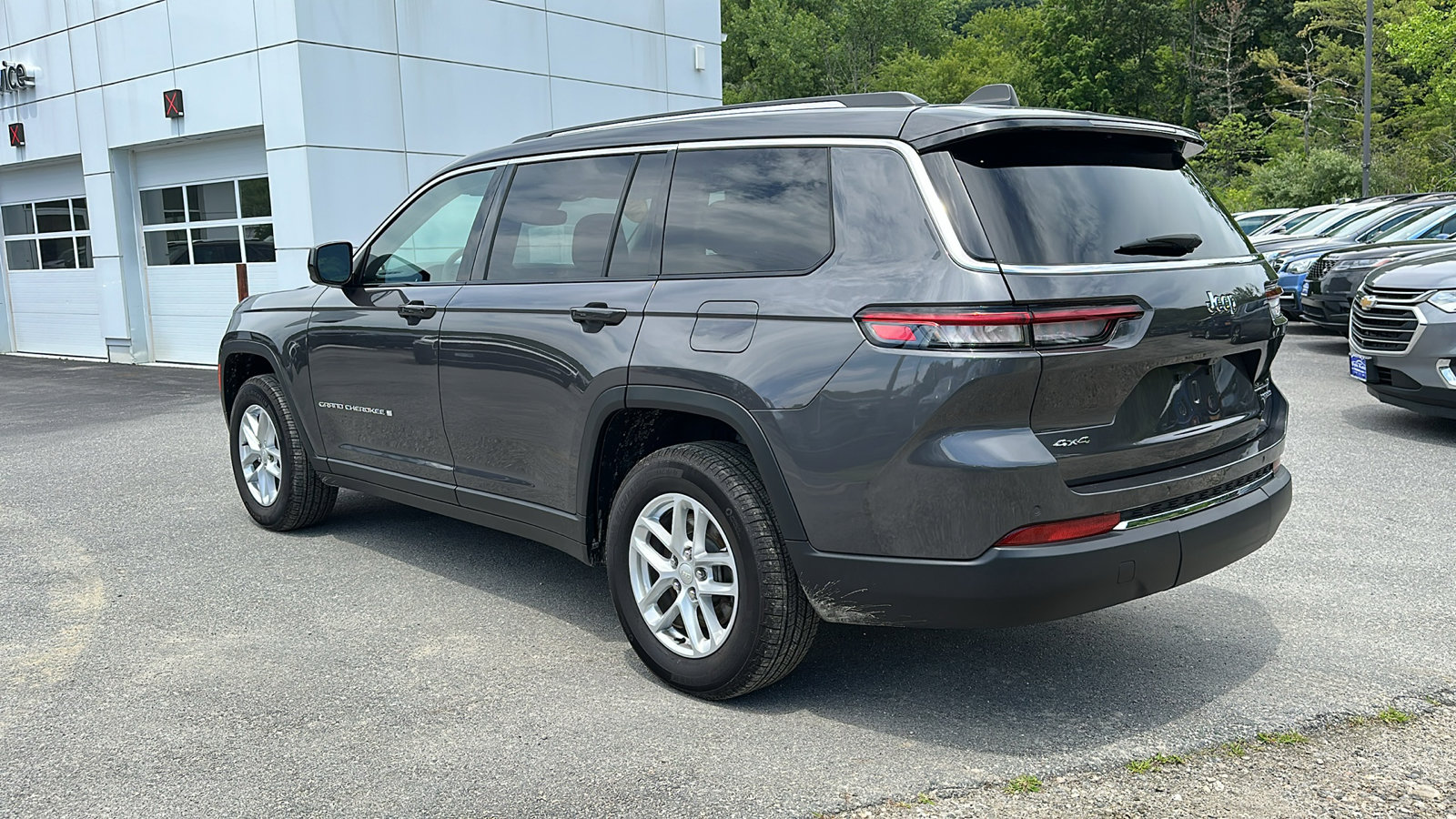 2024 Jeep Grand Cherokee Laredo X photo 6