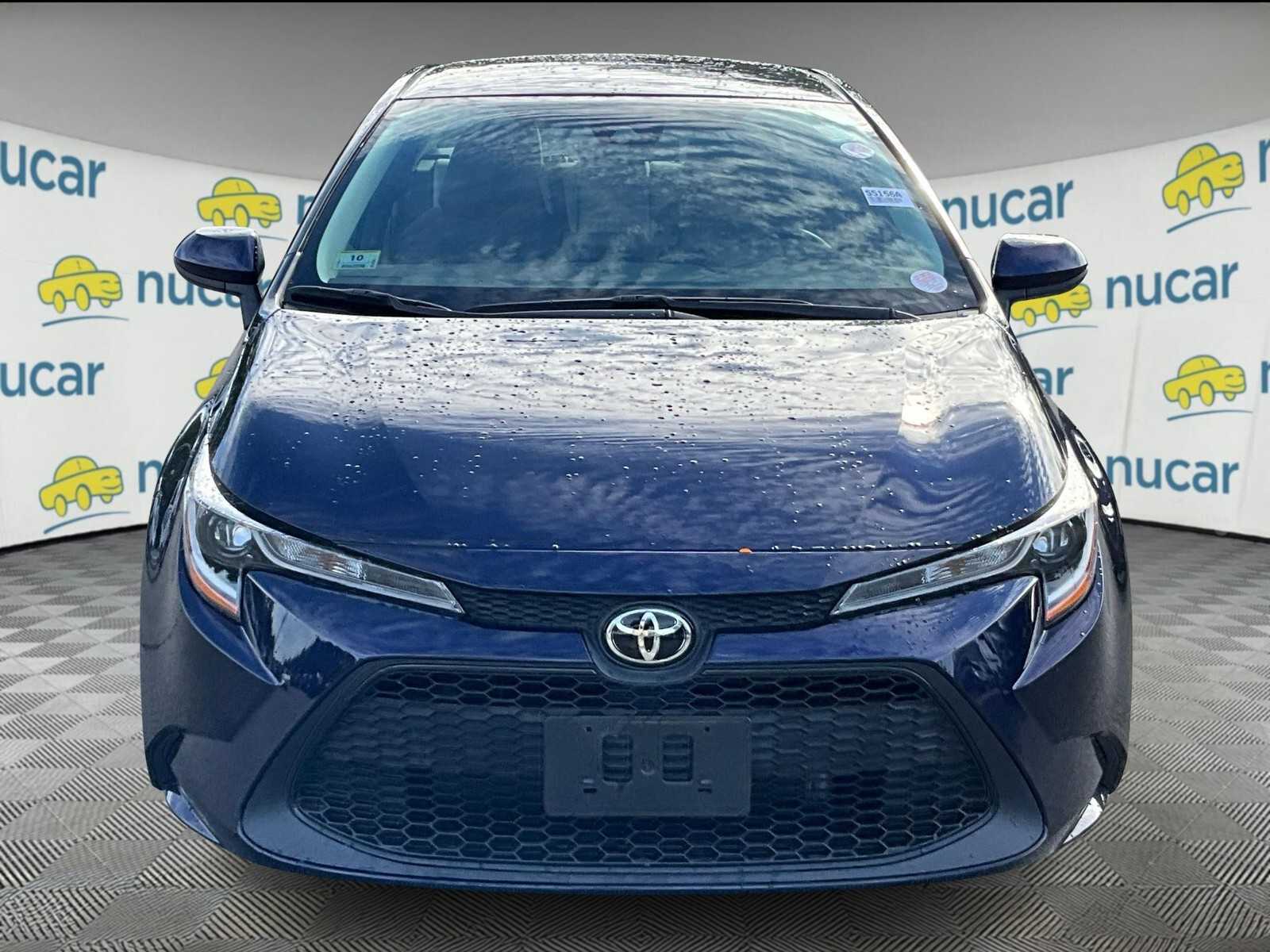 2022 Toyota Corolla LE photo 2